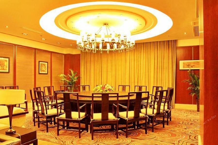 Langzhong Grand Hotel Sha-ho-p'u Exterior foto